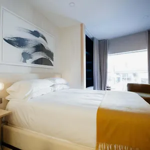 Hostel Ode, Toronto