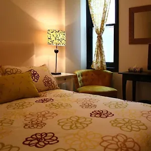 Bed & Breakfast Downtown, Toronto